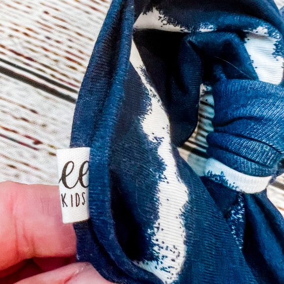 NWOT eyee tie-Dye Headband - Picture 3 of 3